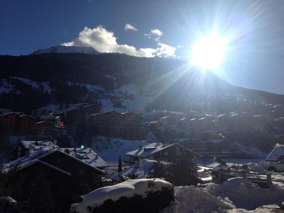 Sunny Swiss Mountain Studio In Centre By Jolidi Нанда Экстерьер фото